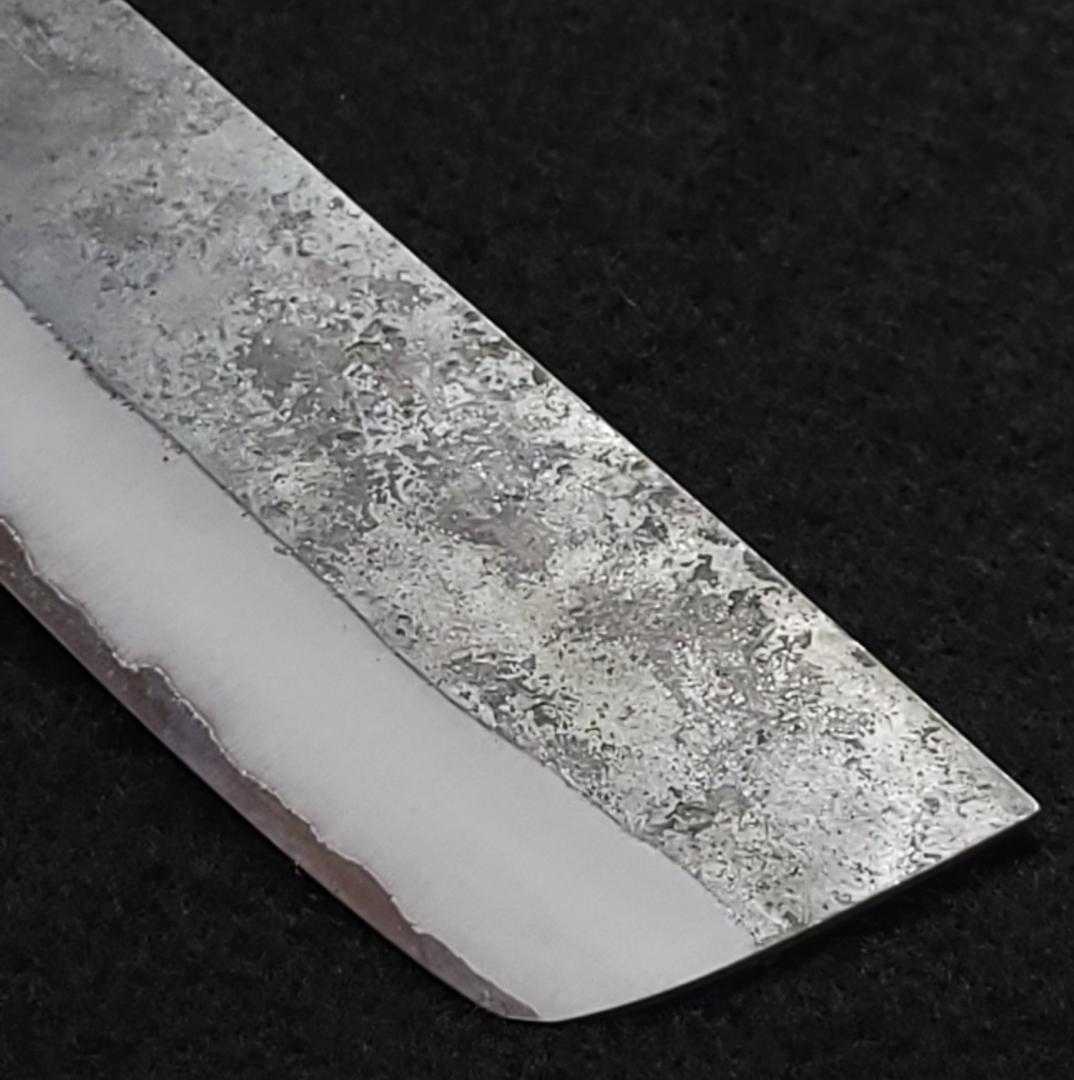 青紙２号クラッド　黒打　菜切型万能包丁160㎜　焼柄　G1635