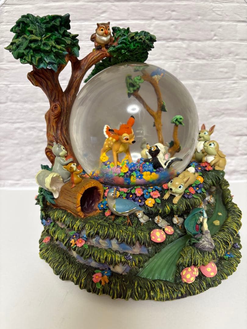 ディズニー☆バンビ☆オルゴール付き☆大きなスノードーム