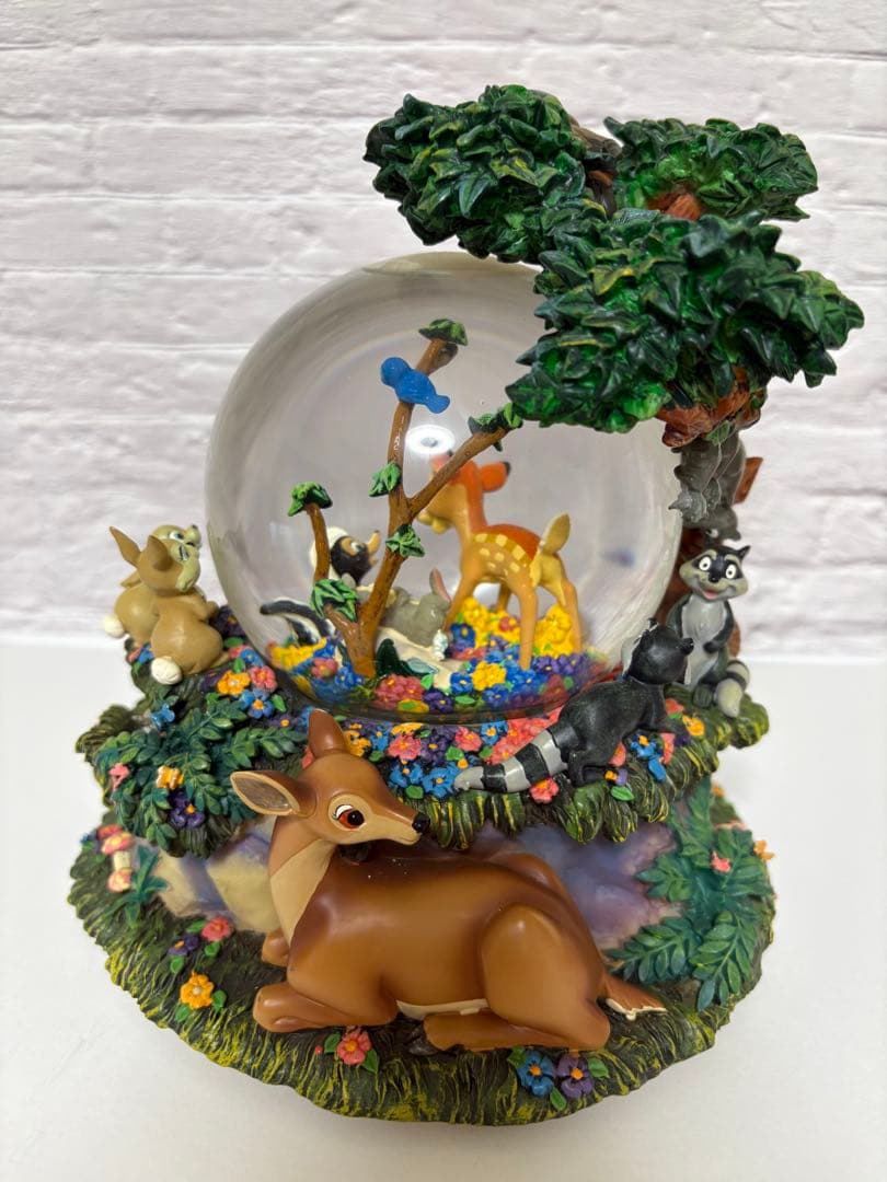 ディズニー☆バンビ☆オルゴール付き☆大きなスノードーム