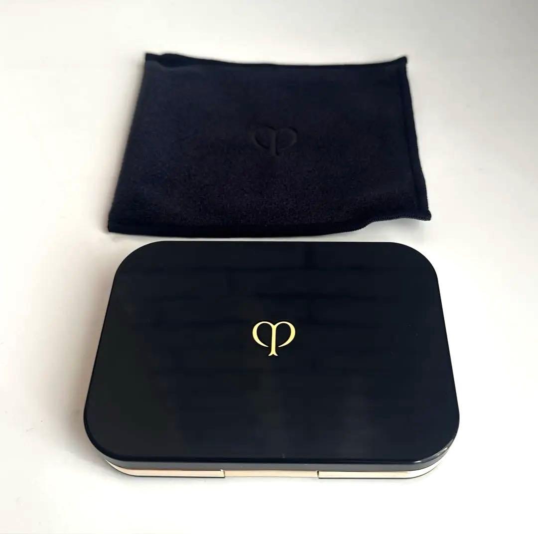 クレ・ド・ポーボーテ タンプードルエクラⅡ ピンクオークル10 ケース付き