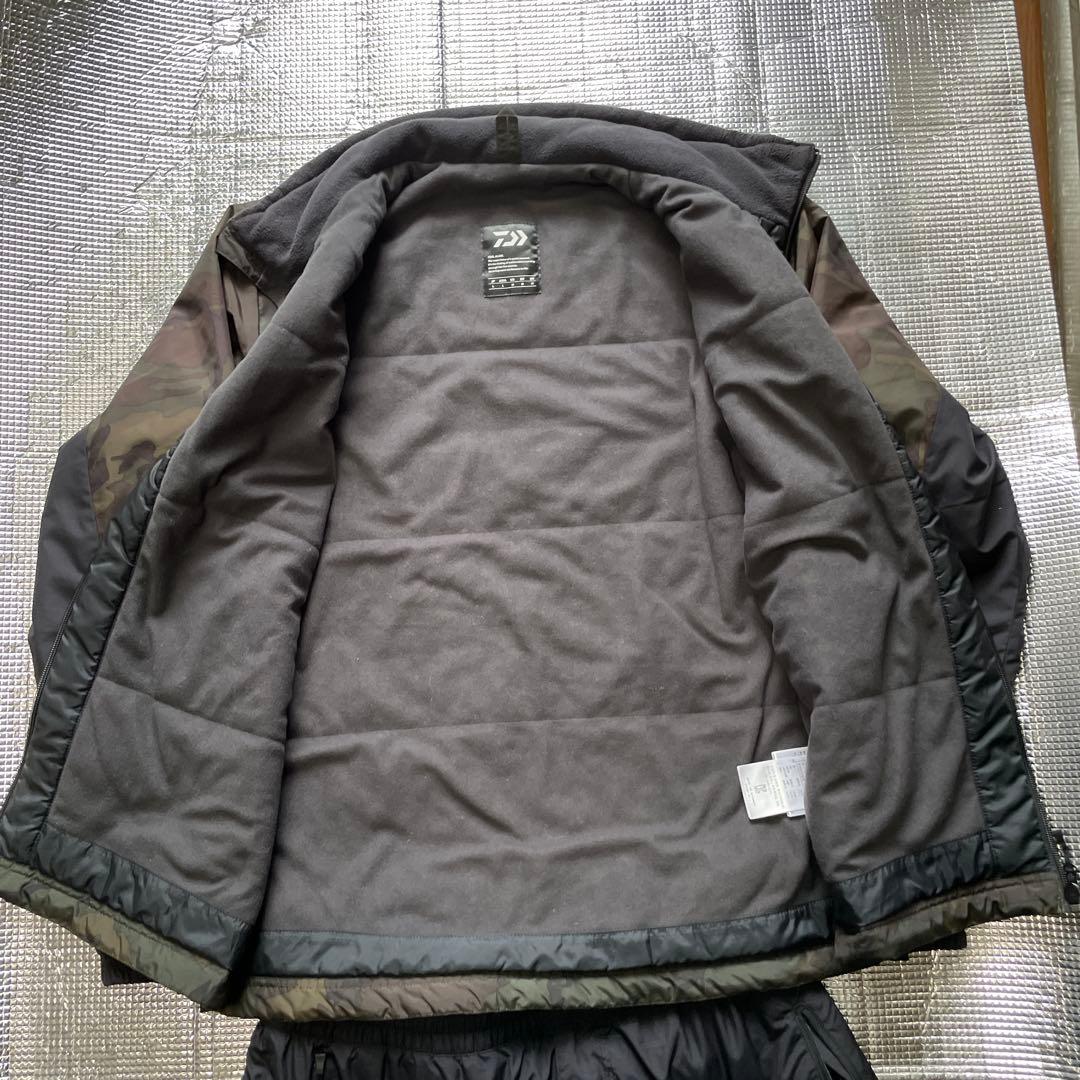 チ*2様 ダイワ ウォームアップスーツ カモフラ柄 防寒 DI-52008 サイ