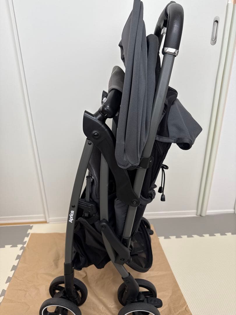 Aprica ベビーカー クルリー　A型