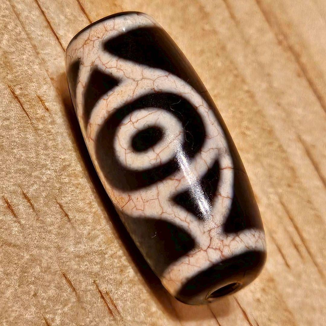 【ikeko】鳳凰眼天珠【龍紋老玉髄】