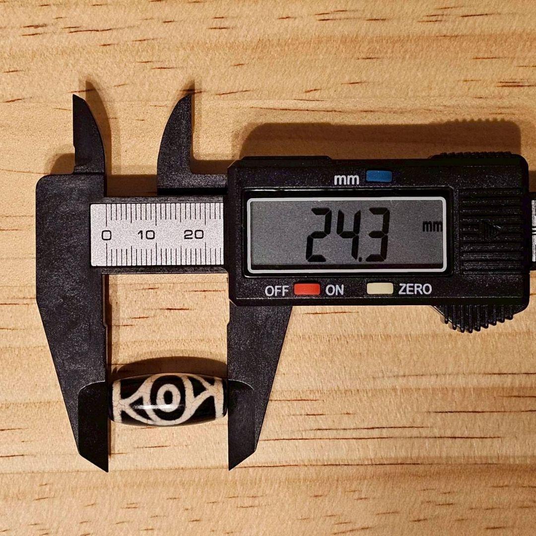 【ikeko】鳳凰眼天珠【龍紋老玉髄】