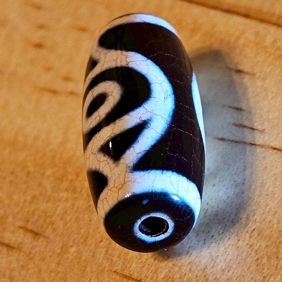 【ikeko】鳳凰眼天珠【龍紋老玉髄】