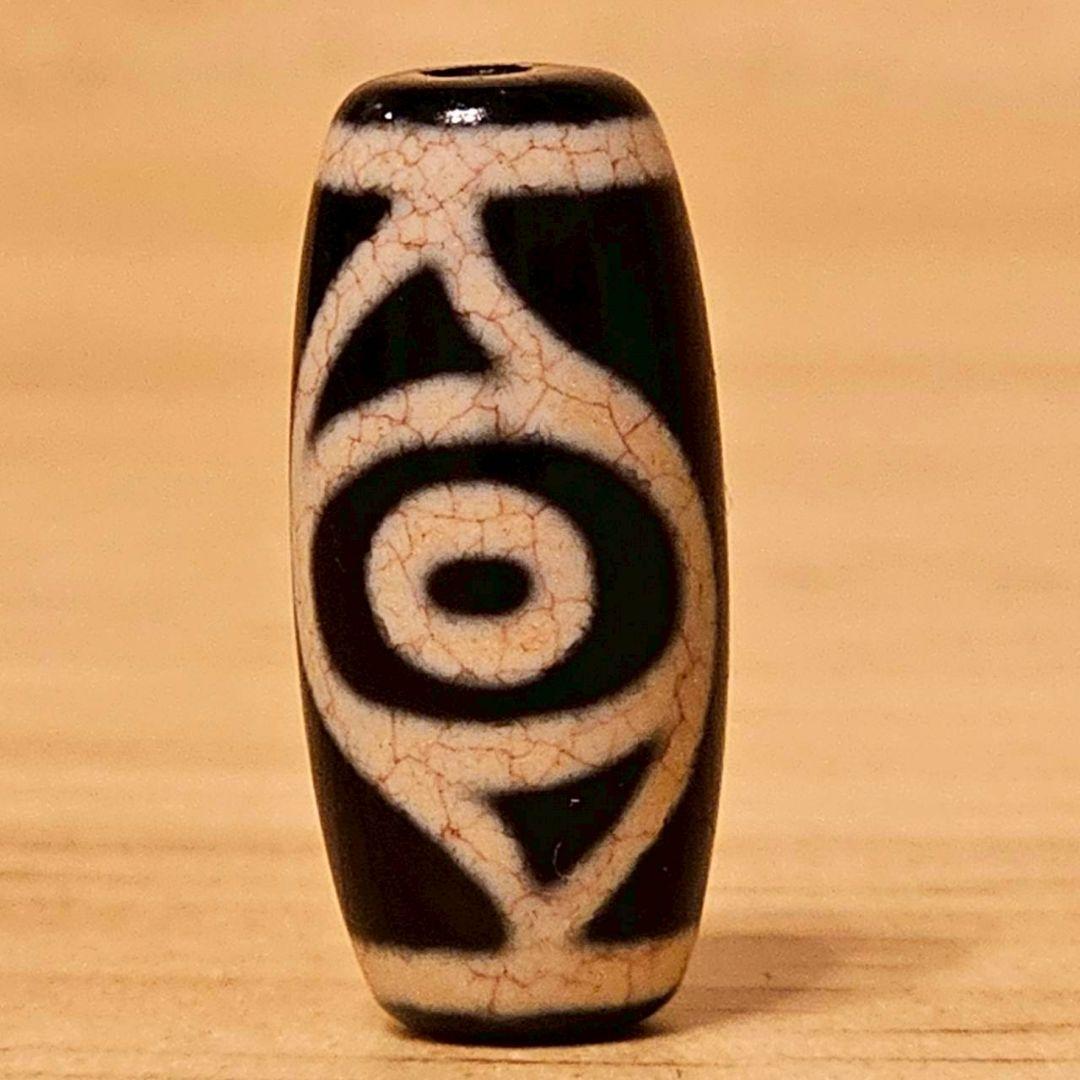 【ikeko】鳳凰眼天珠【龍紋老玉髄】