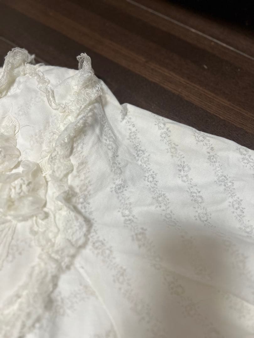 ヒスクローネ さえら ネグリジェ　豪華 レースワンピース アキアカネ