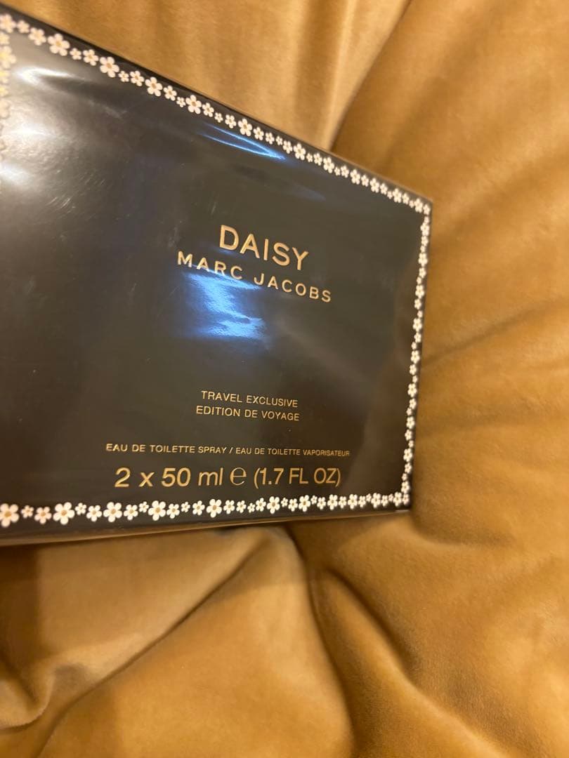 ♦︎ 新品未開封 マークジェイコブス デイジー 50ml×2