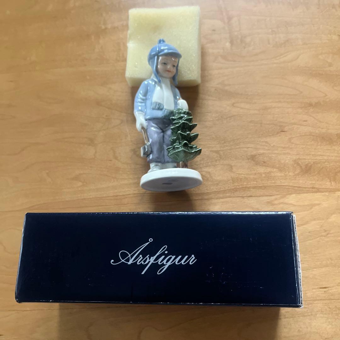 【希少・美品】ロイヤルコペンハーゲン　子供 クリスマス　陶器 置物