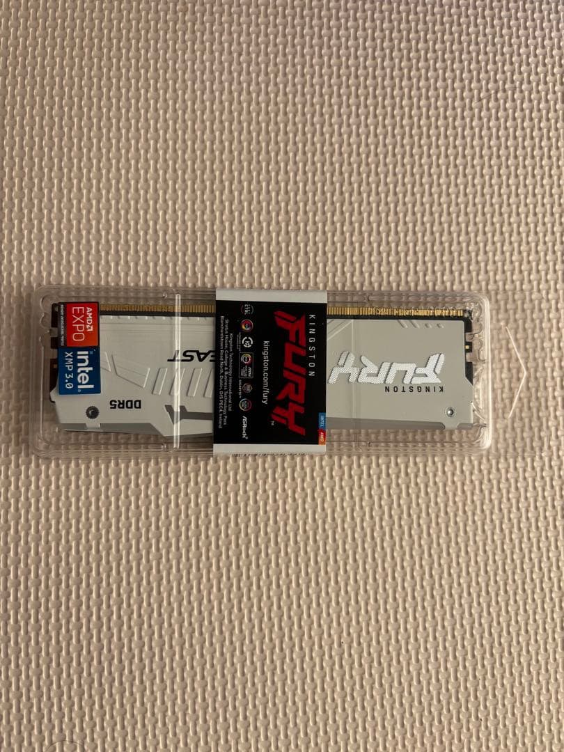 Kingston KF564C32BWEA-16　キングストン　メモリ　16GB