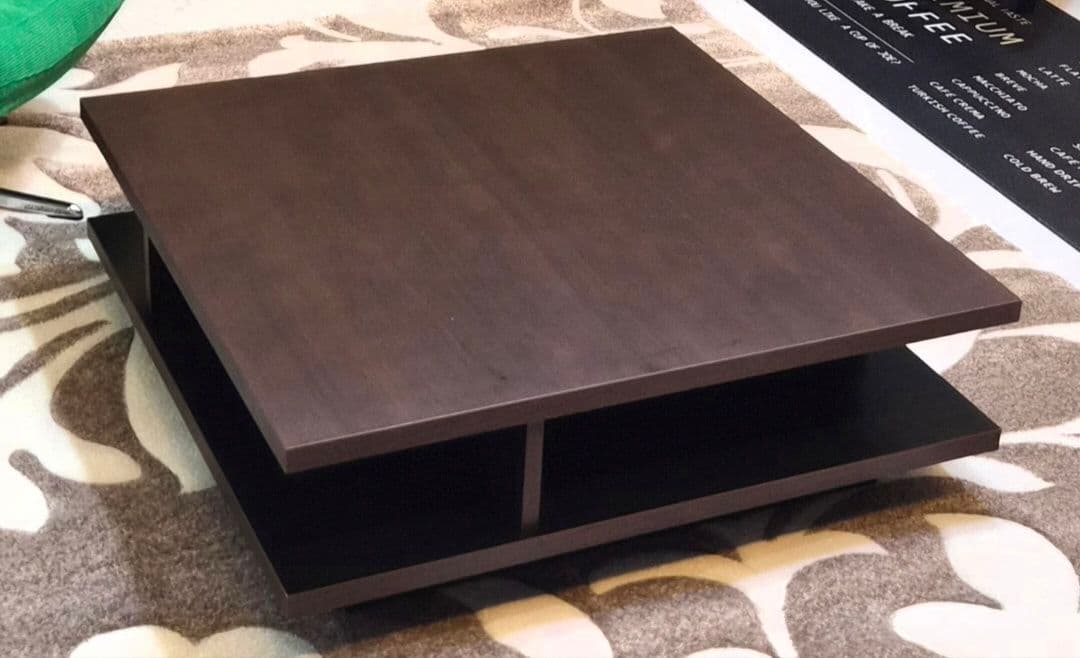 LOWYA（ロウヤ）ローテーブル　リビングテーブル　ウォルナット