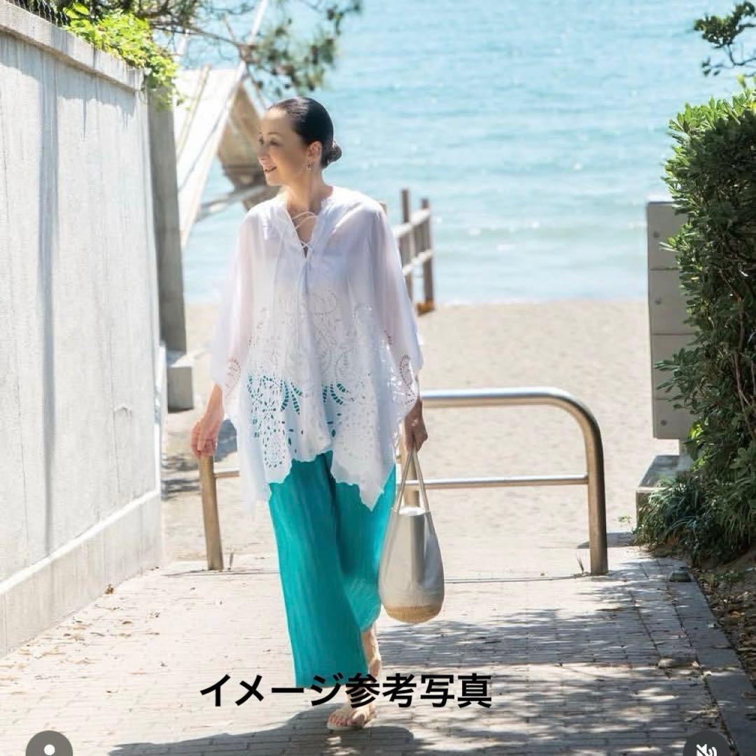 ハウスオブロータス　リネンハシゴ刺繍スクエアシャツ ブラウス　桐島かれん　白