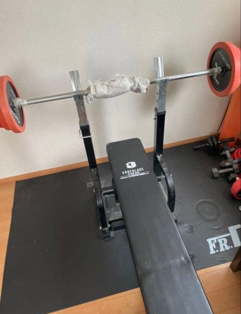 ベンチ＋重り（シャフト含め計100kg）＋マット