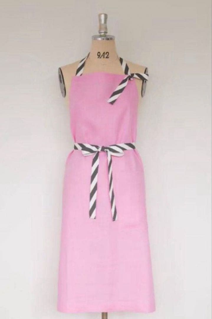 タキマキ　滝沢眞紀子　ピンク ストライプリボン エプロン