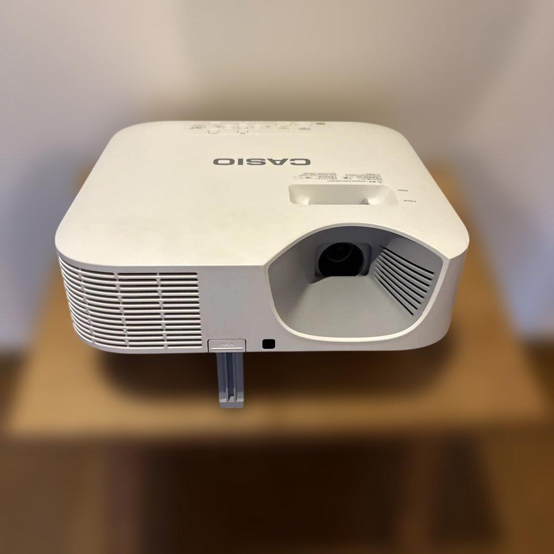 CASIO プロジェクターXJ-F210WN