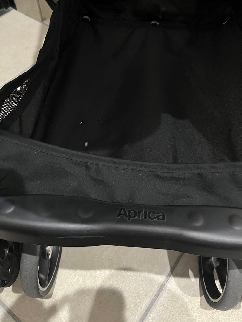 ⭐️週末限定⭐️ ラクーナビッテ　ラクーナ　アップリカ　ベビーカー　レザー　AB型