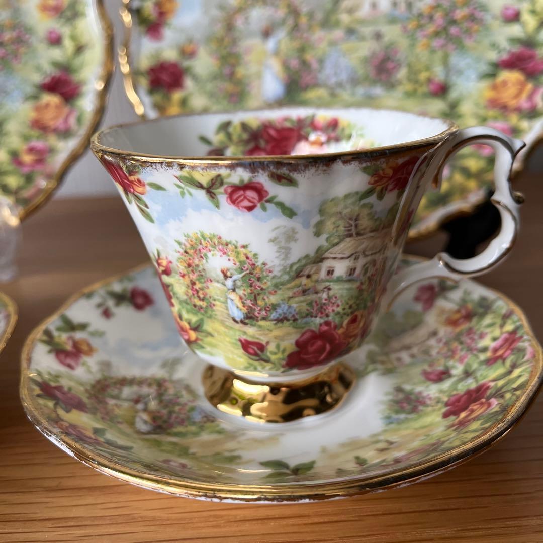 レア✩ロイヤルアルバート　セレブレーション　トリオ　2セット