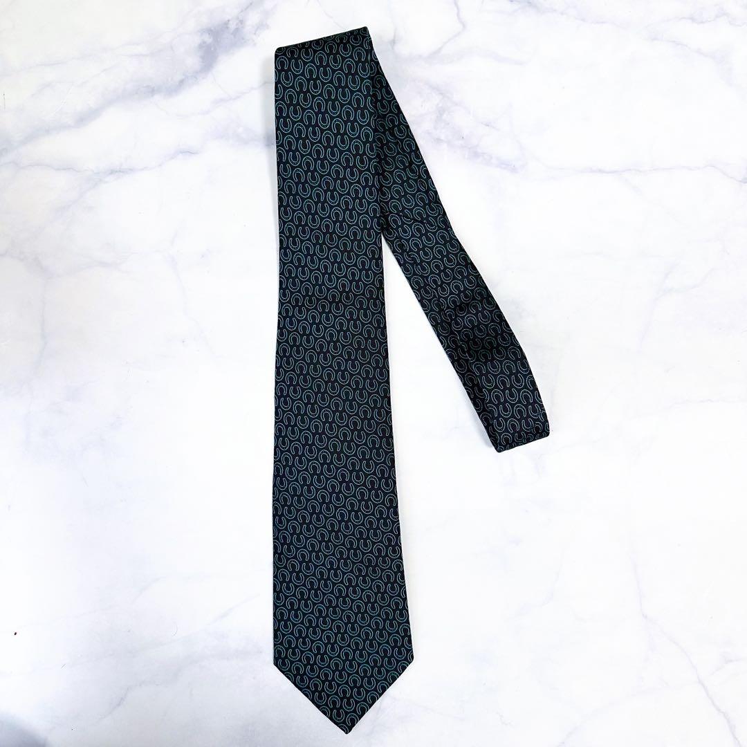 【 HERMES 】　馬蹄　黒　ホースビット　シルク　ネクタイ　エルメス　美品