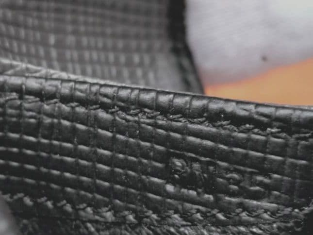 TOD'S トッズ ケース 箱 ショッパー付 ブラックx グレー