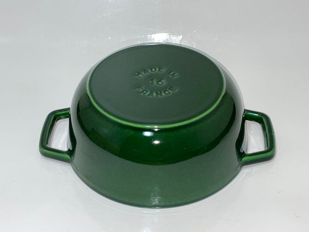 【新品】ストウブ　ワナベS (16cm)オリーブ