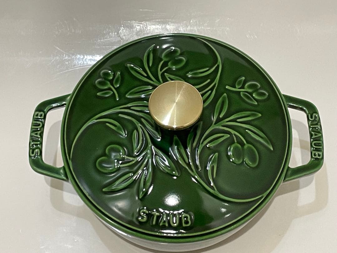 【新品】ストウブ　ワナベS (16cm)オリーブ