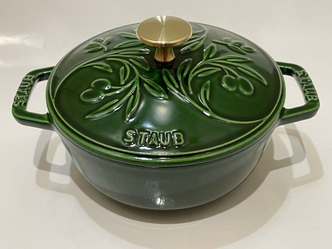 【新品】ストウブ　ワナベS (16cm)オリーブ