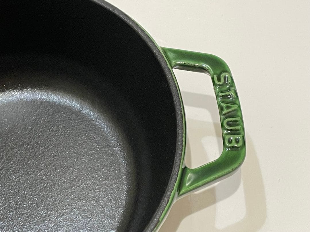 【新品】ストウブ　ワナベS (16cm)オリーブ