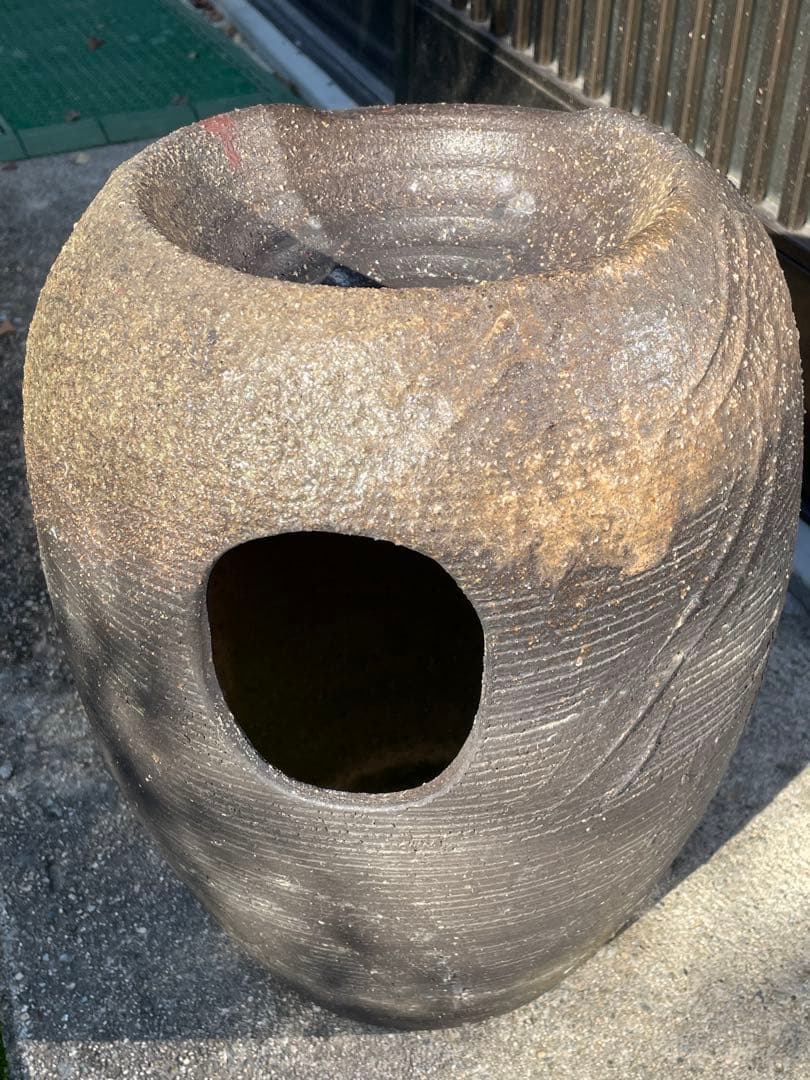 水琴窟　信楽焼