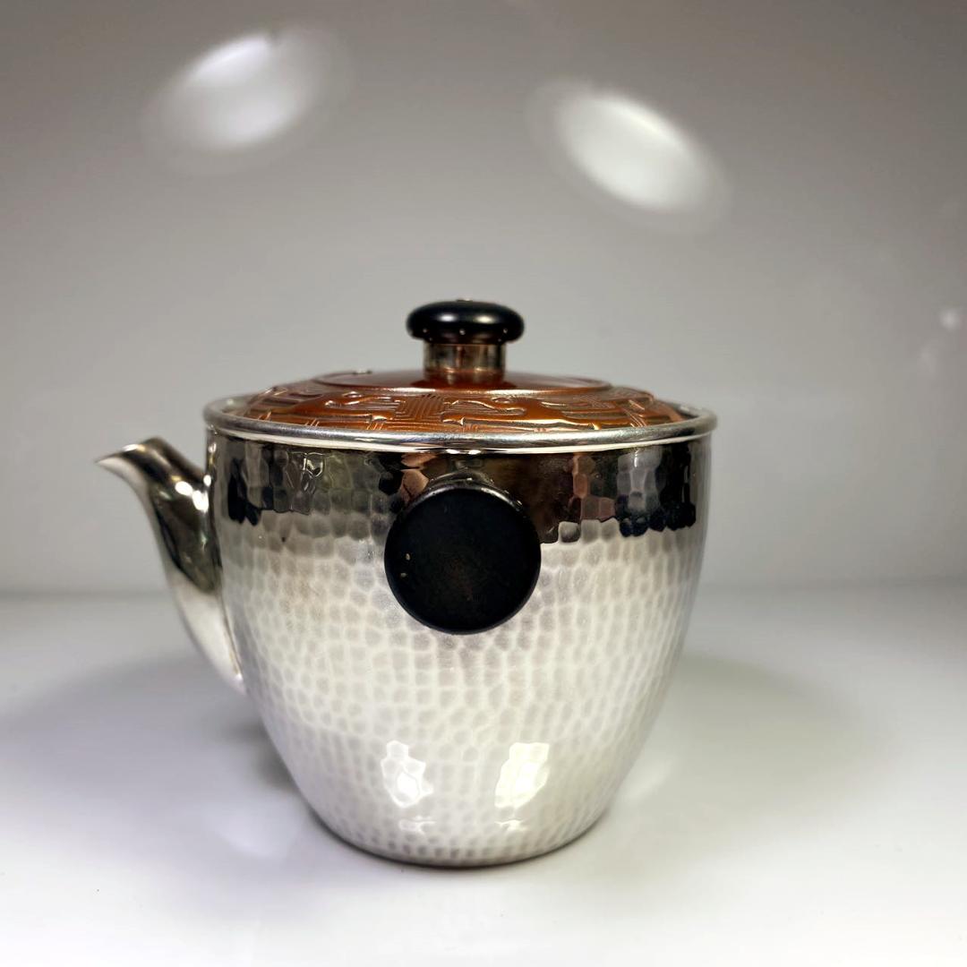 純銀製 槌目 竜彫緋銅銀蓋 木摘 木取手 急須 煎茶道具 長さ約9cm