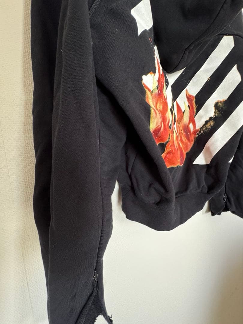 【OFF WHITE 】ダイアゴナルファイヤーハンド パーカー フーディー