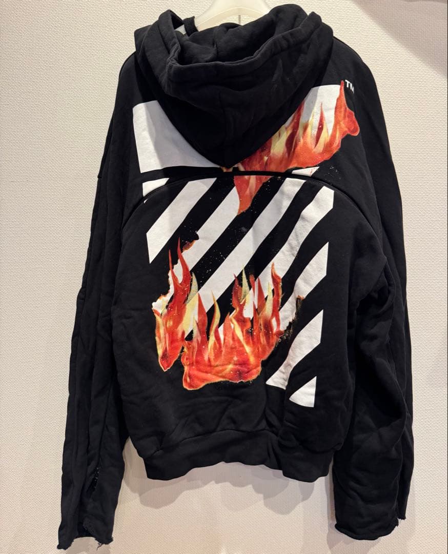 【OFF WHITE 】ダイアゴナルファイヤーハンド パーカー フーディー