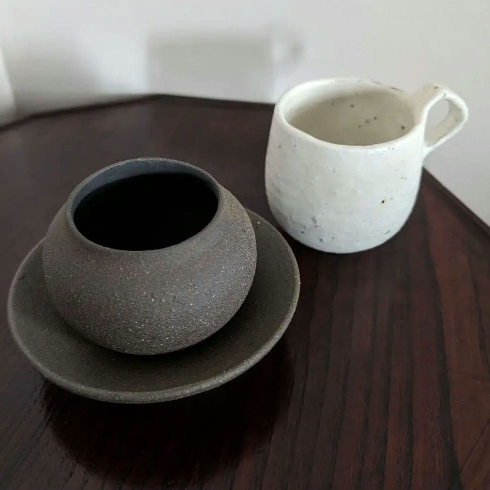 村上直子 パオ＆ユーポス うずらマグ shiromoegi