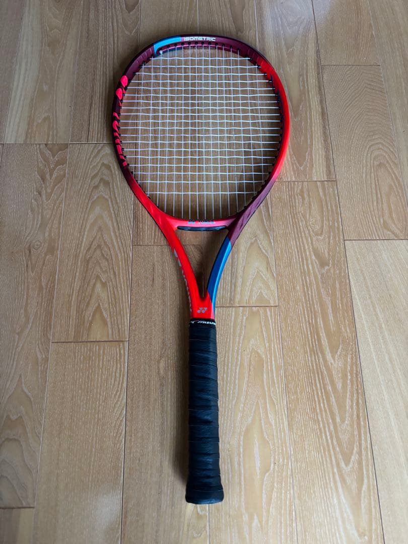 美品！ YONEX VCORE 100 Ｌヨネックス Vコア グリップ2