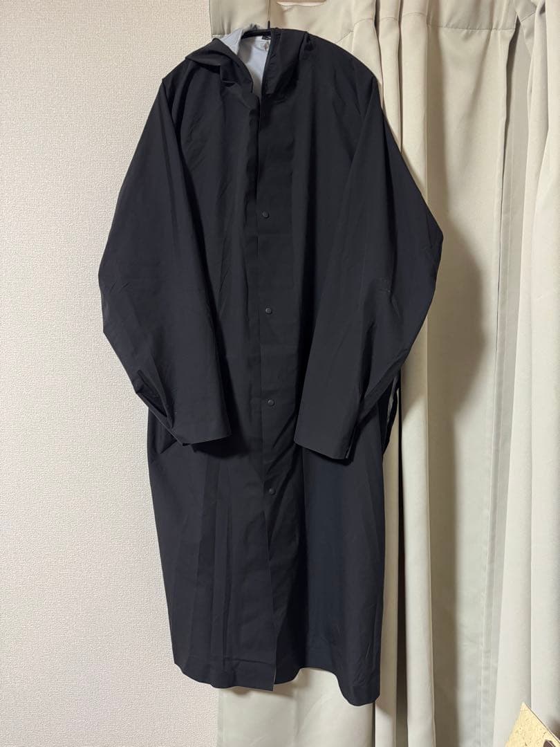 紙タグ付き美品！ COMOLI（コモリ） レインコート 22ss サイズFree