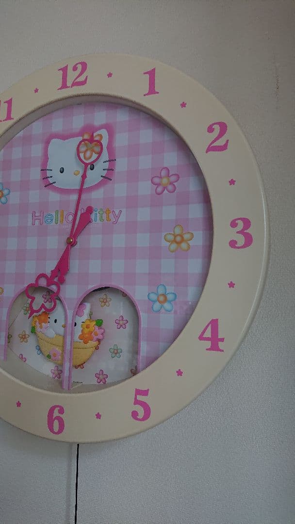 Hello Kitty 掛時計 ピンク チェック柄　カオハナ　振り子時計　稼働品