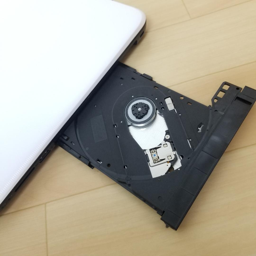 新品SSD Win11 第８世代CPU 即使用可ノートPC HP (E2983)