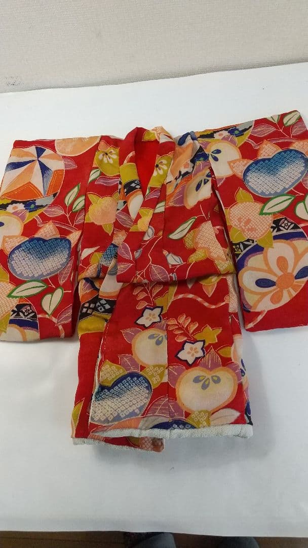 市松人形 着物古布手縫いA