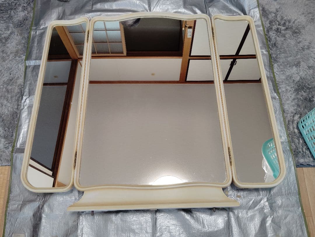 高級家具メーカー　鏡台②