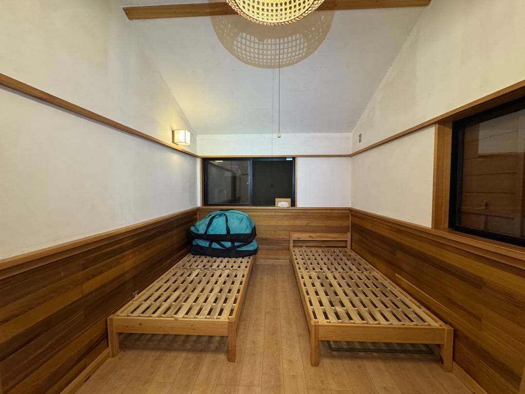 (埼玉)無印良品　木製ベッド シングル オーク材 2個