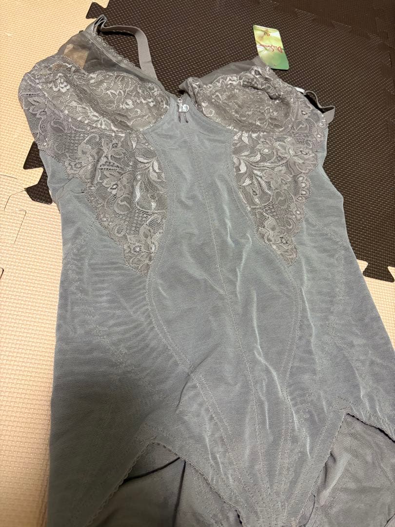 ダイアナ　ボディスーツ　A90LL②