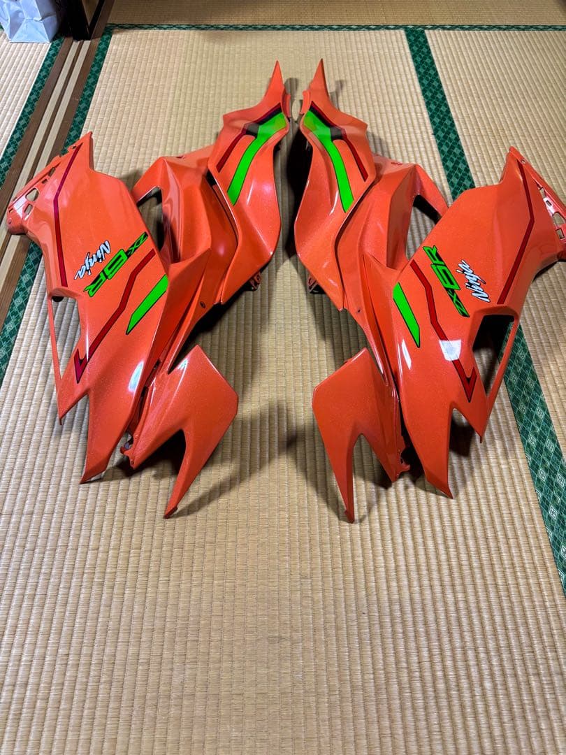 Kawasaki ZX-6R カウル オレンジ