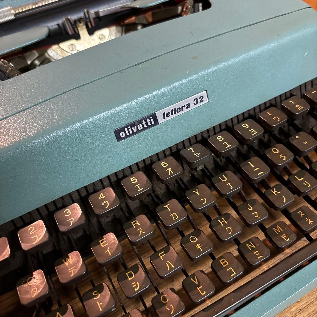 olivetti lettera 32 タイプライター