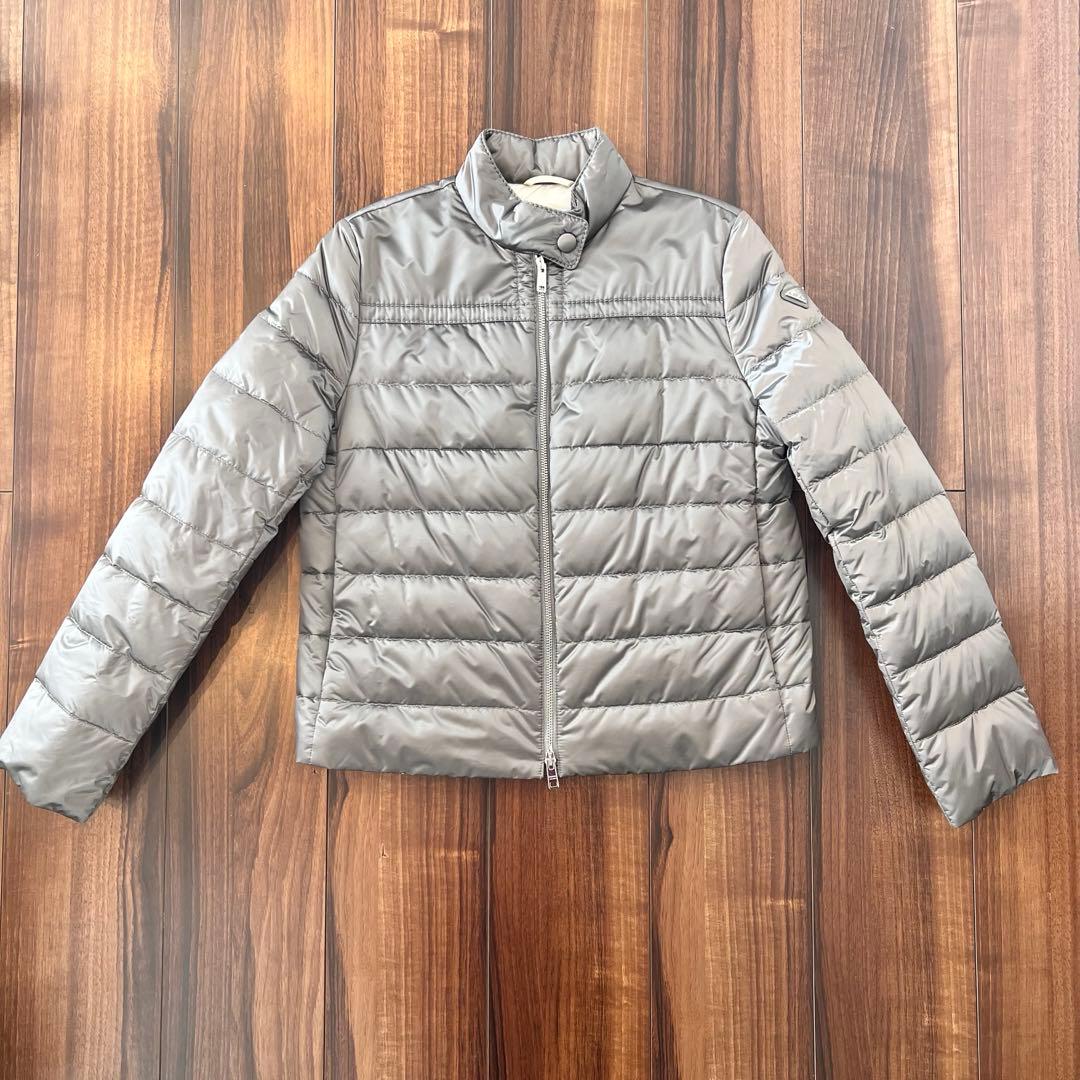 ♥️PRADA♥️シルバーダウン