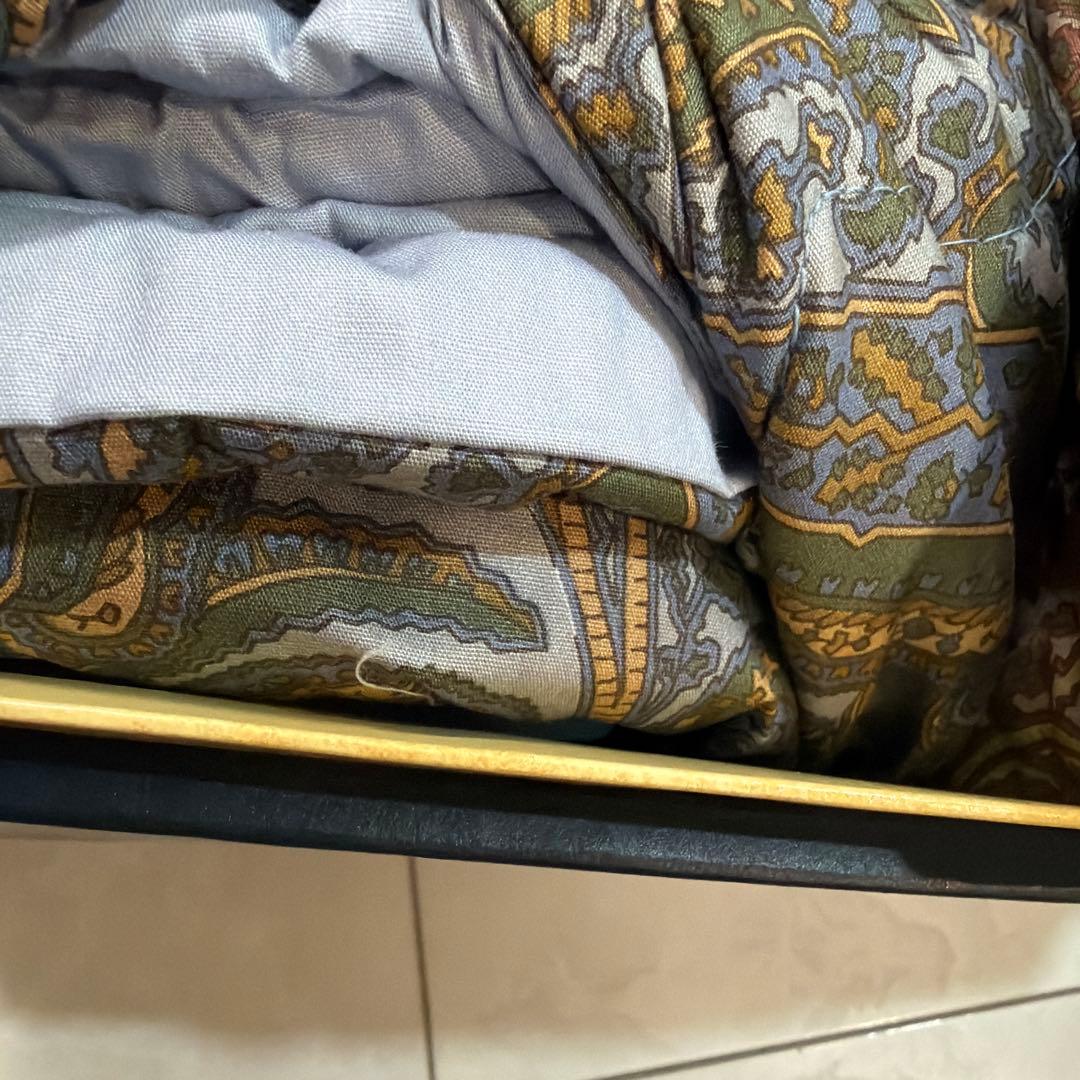 バーバリー　Burberrys 合織入羊毛掛ふとん　(肌掛) 2枚