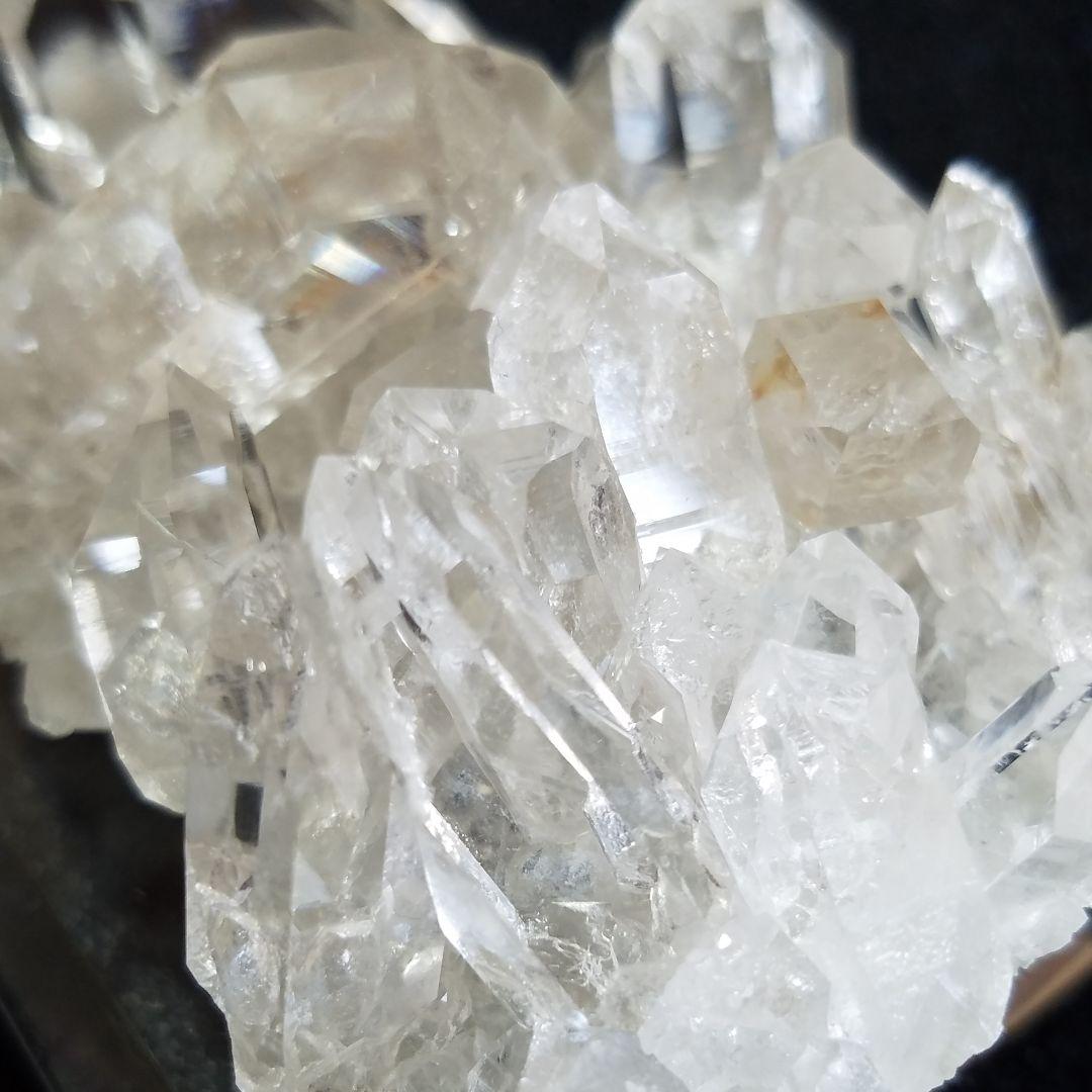 スイス産　アルプスクォーツ水晶クラスター