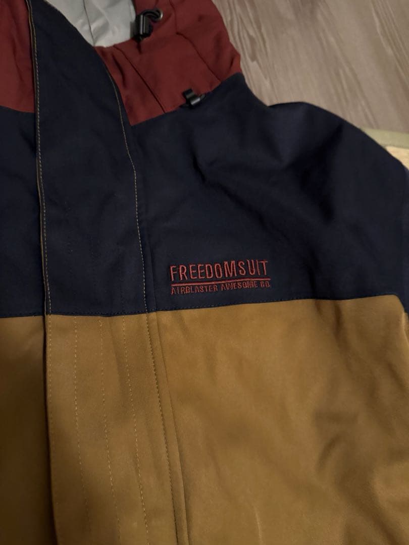 エアブラスター スリーダムスーツ Mサイズ