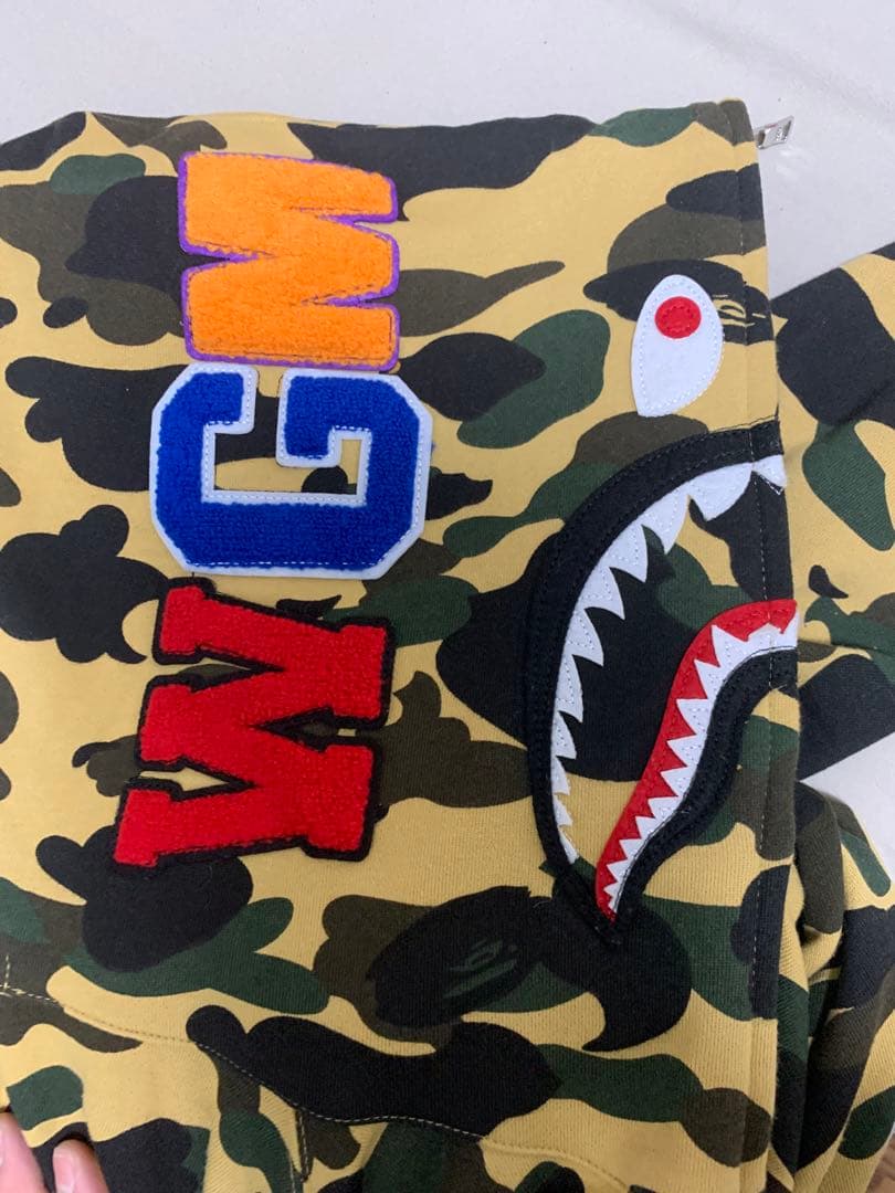 中村さん専用　 A BATHING APEカモフラージュ パーカーシャーク