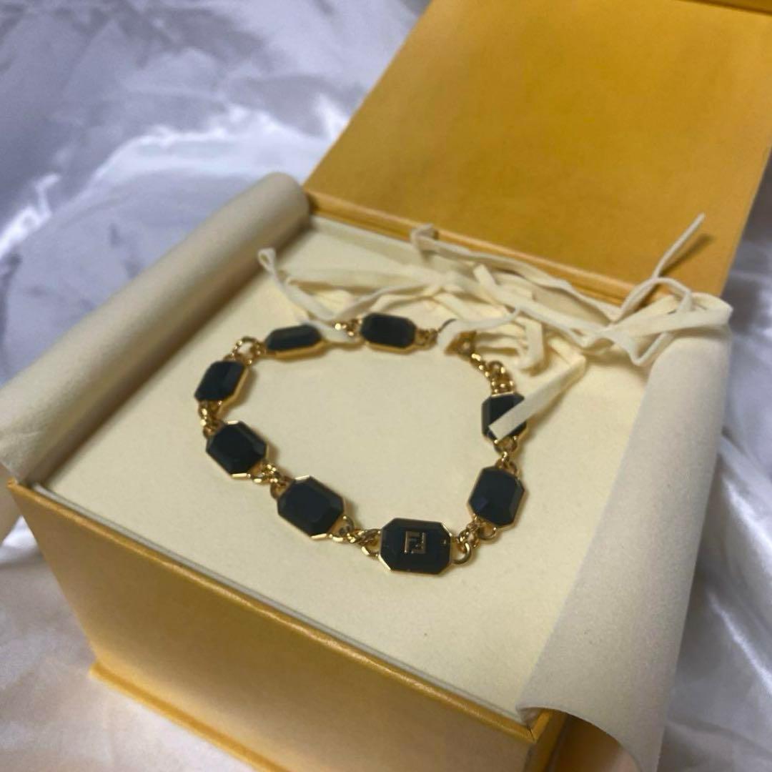 fendi オニキス　ブレスレット
