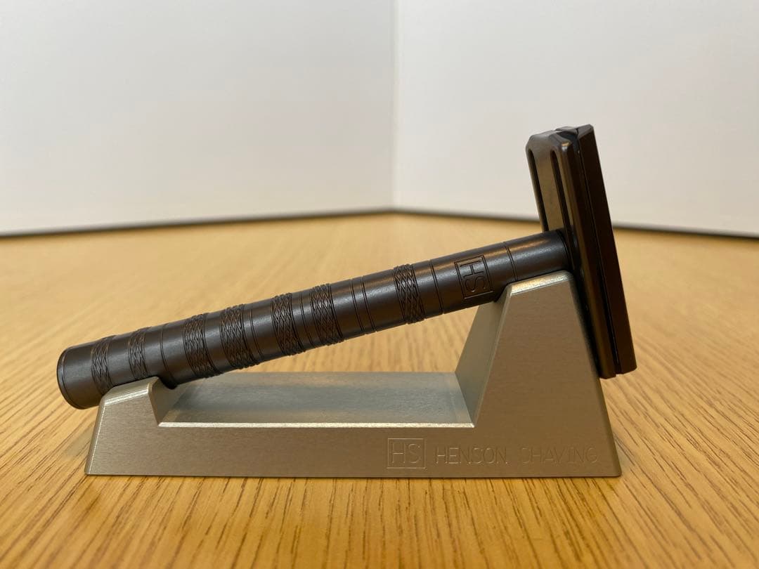 【極美品・純正スタンド付】HENSON SHAVING AL13 Mild