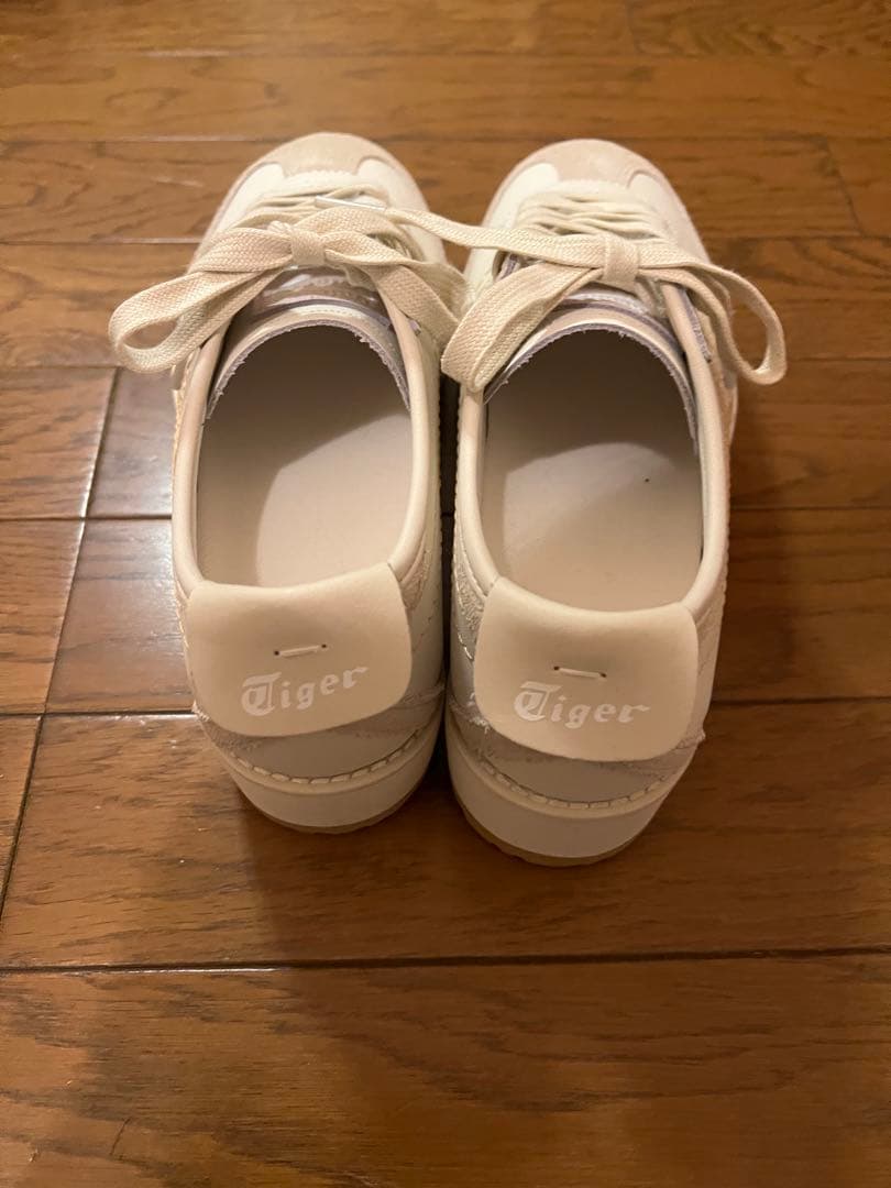 【emmi×Onitsuka Tiger】MEXICO 66 CHUNK